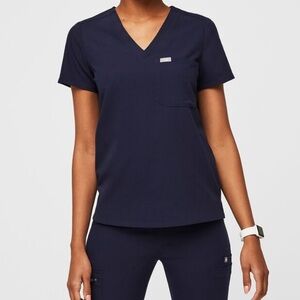Figs Catarina scrub top